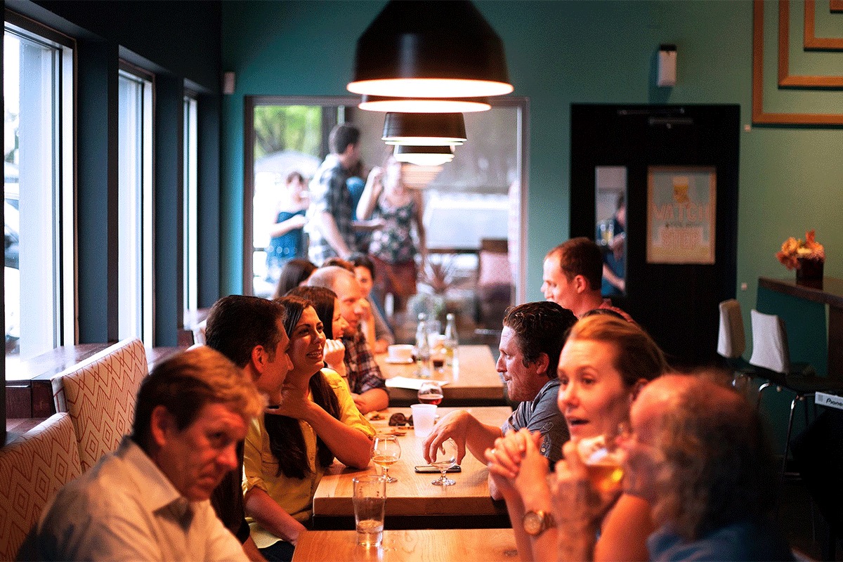 picture of people eating together